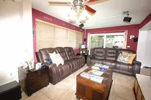 7151 SW 5th Ct, Pembroke Pines, FL 33023 - Photo 7