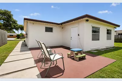 2220 N 47th Avenue, Hollywood, FL 33021 - Photo 19