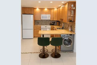 205 NE 3rd Street #104, Boynton Beach, FL 33435 - Photo 3