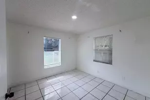 5899 Mango Rd, West Palm Beach, FL 33413 - Photo 11