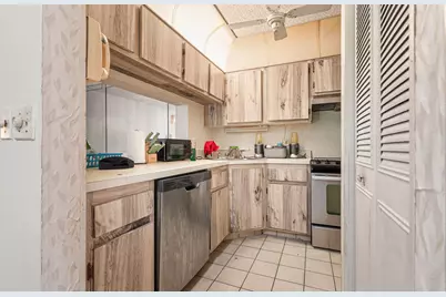 610 Sea Pine Way #H2, Greenacres, FL 33415 - Photo 9
