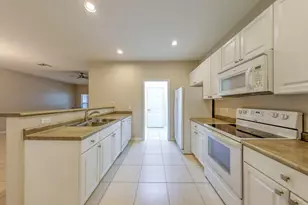 1868 S Dovetail Dr, Fort Pierce, FL 34982 - Photo 9