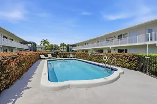 2110 NE 42nd St, Lighthouse Point, FL 33064 - Photo 21