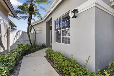 8387 Quail Meadow Way, West Palm Beach, FL 33412 - Photo 5