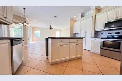 9546 Worswick Court, Wellington, FL 33414 - Photo 17