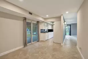 7018 NW 64th St, Tamarac, FL 33321 - Photo 17