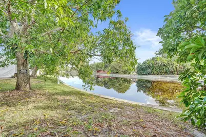 7018 NW 64th Street, Tamarac, FL 33321 - Photo 31