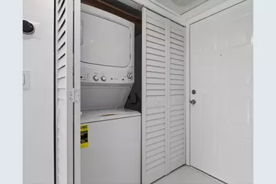 5561 Lakeside Drive #107, Margate, FL 33063 - Photo 9