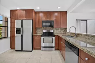 9264 Vista Del Lago, Boca Raton, FL 33428 - Photo 5