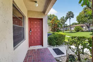 9264 Vista Del Lago, Boca Raton, FL 33428 - Photo 3