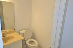 151 SW 135th Terrace, Pembroke Pines, FL 33027 - Photo 15