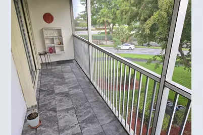 151 SW 135th Terrace #303t, Pembroke Pines, FL 33027 - Photo 17