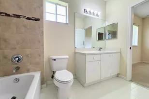 5088 SE Mariner Garden Cir, Stuart, FL 34997 - Photo 21