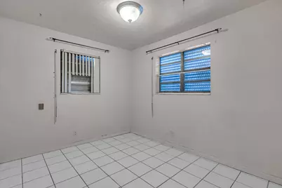 7831 NW 30th Street, Hollywood, FL 33024 - Photo 21