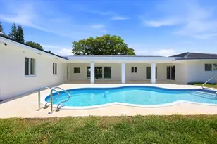 401 NW 3rd Pl, Dania Beach, FL 33004 - Photo 21