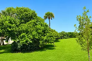 4501 S Ocean Blvd, South Palm Beach, FL 33480 - Photo 23