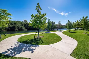 2000 Stirling Rd, Hollywood, FL 33020 - Photo 3