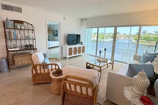 390 N Federal Hwy, Deerfield Beach, FL 33441 - Photo 1