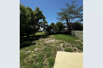 1464 W 32nd Street, Riviera Beach, FL 33404 - Photo 27