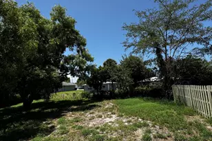 1464 W 32nd St, Riviera Beach, FL 33404 - Photo 27