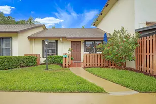 8071 SE Villa Cir, Hobe Sound, FL 33455 - Photo 1