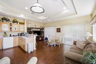 8340 Mulligan Cir, Port Saint Lucie, FL 34986 - Photo 11