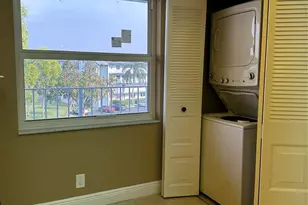 7680 NW 18th St, Margate, FL 33063 - Photo 9