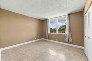 7680 NW 18th St, Margate, FL 33063 - Photo 11