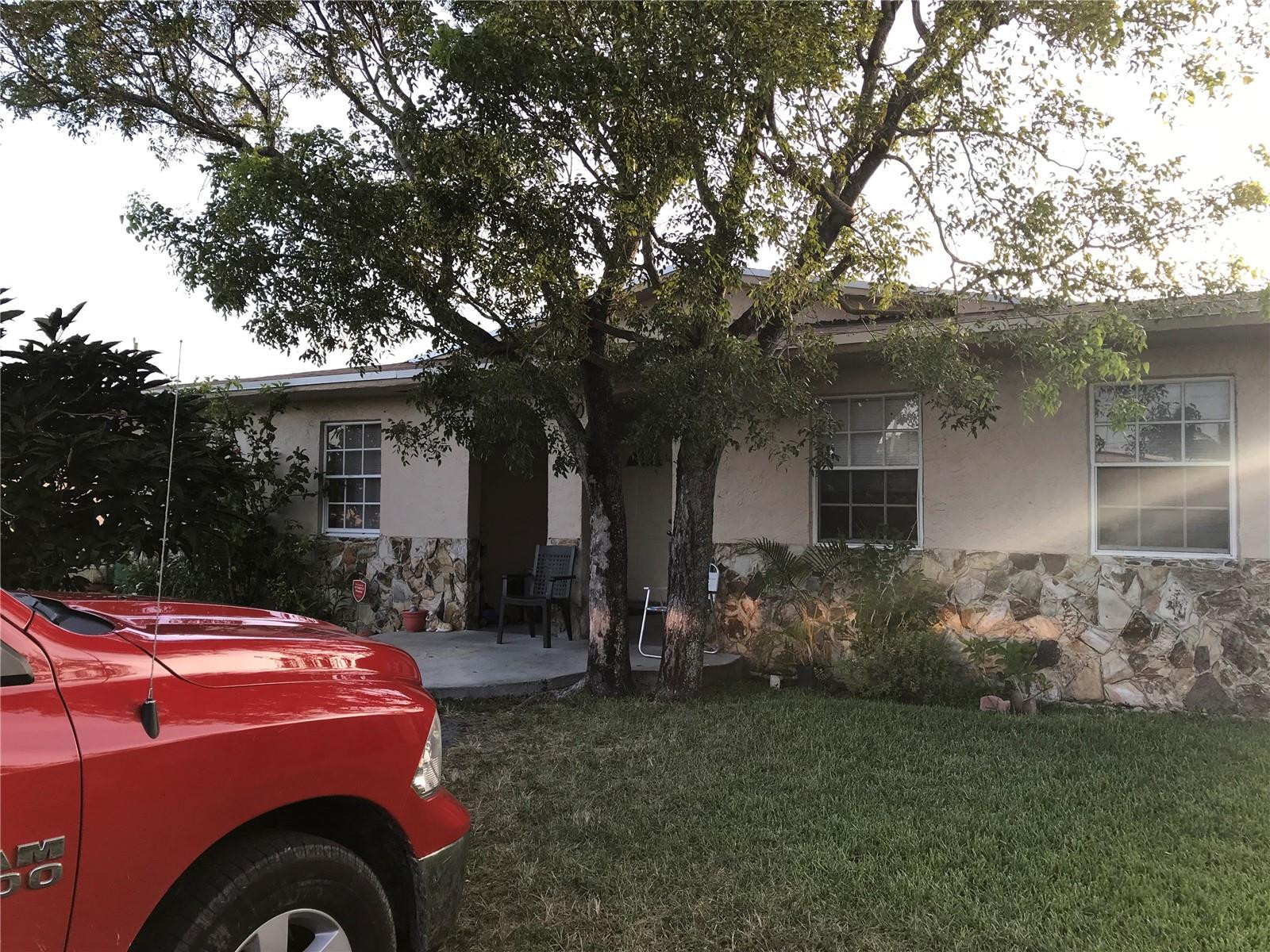 4641 SW 43rd Terrace #2 - 4641 SW 43rd Terrace #2, Dania Beach, FL 33314 Luxury Property | Jose Angel Pina