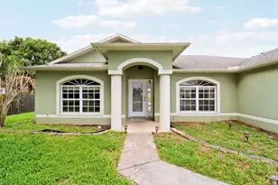 436 SW Bradshaw Cir, Port Saint Lucie, FL 34953 - Photo 5