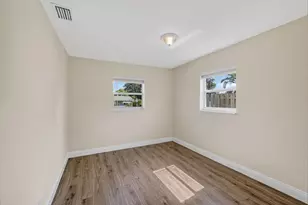 1333 W 31st St, Riviera Beach, FL 33404 - Photo 31