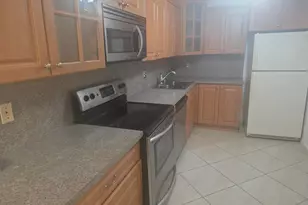 959 SE 2nd Ave, Deerfield Beach, FL 33441 - Photo 1