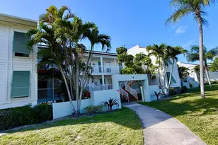 273 Cypress Point Dr, Palm Beach Gardens, FL 33418 - Photo 3