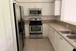 8330 SW 29th St, Miramar, FL 33025 - Photo 9