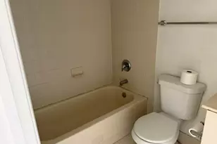 8330 SW 29th St, Miramar, FL 33025 - Photo 15