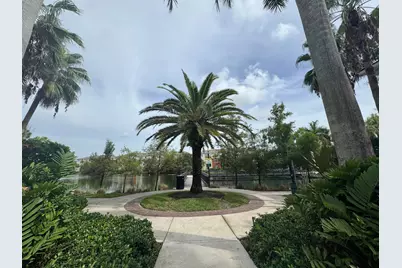 749 SW 3rd Avenue, Pompano Beach, FL 33060 - Photo 41