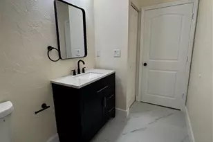 749 SW 3rd Ave, Pompano Beach, FL 33060 - Photo 21