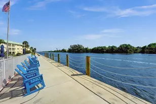 35 Colonial Club Dr, Boynton Beach, FL 33435 - Photo 43