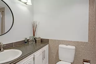 35 Colonial Club Dr, Boynton Beach, FL 33435 - Photo 21