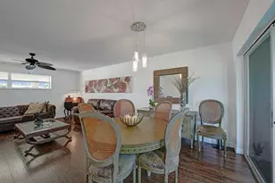 35 Colonial Club Dr, Boynton Beach, FL 33435 - Photo 9
