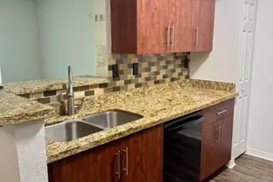 200 SW 117th Terrace SW, Pembroke Pines, FL 33025 - Photo 7