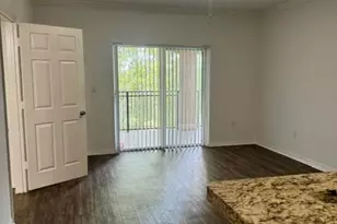 200 SW 117th Terrace SW, Pembroke Pines, FL 33025 - Photo 15