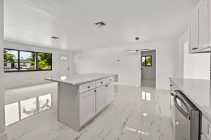 3645 Melaleuca Ln, Lake Worth, FL 33461 - Photo 9