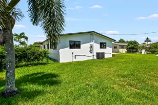 3645 Melaleuca Ln, Lake Worth, FL 33461 - Photo 31