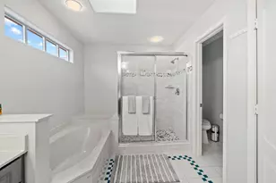 33 Monterey Pointe Dr, Palm Beach Gardens, FL 33418 - Photo 23