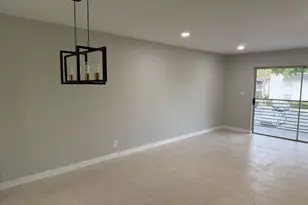 2810 Riverside Dr, Coral Springs, FL 33065 - Photo 3