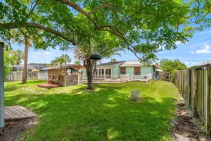 1636 NE Darlich Ave, Jensen Beach, FL 34957 - Photo 45