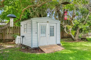 1636 NE Darlich Ave, Jensen Beach, FL 34957 - Photo 43