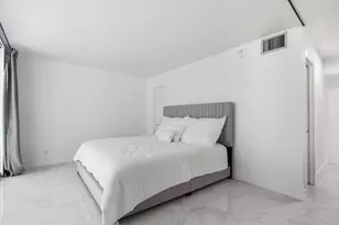 2101 S Ocean Dr, Hollywood, FL 33019 - Photo 15