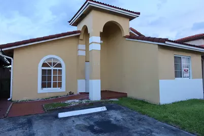 7001 W 35th Avenue #273, Hialeah, FL 33018 - Photo 1